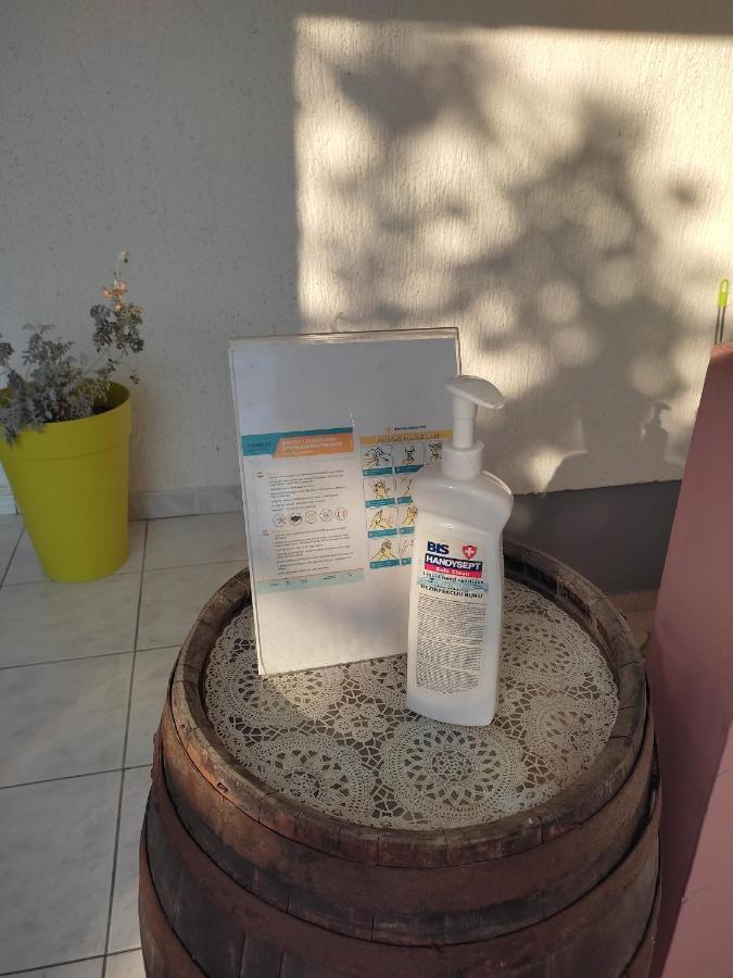 Apartment Arba 1 With Heated Pool Rab Town Esterno foto