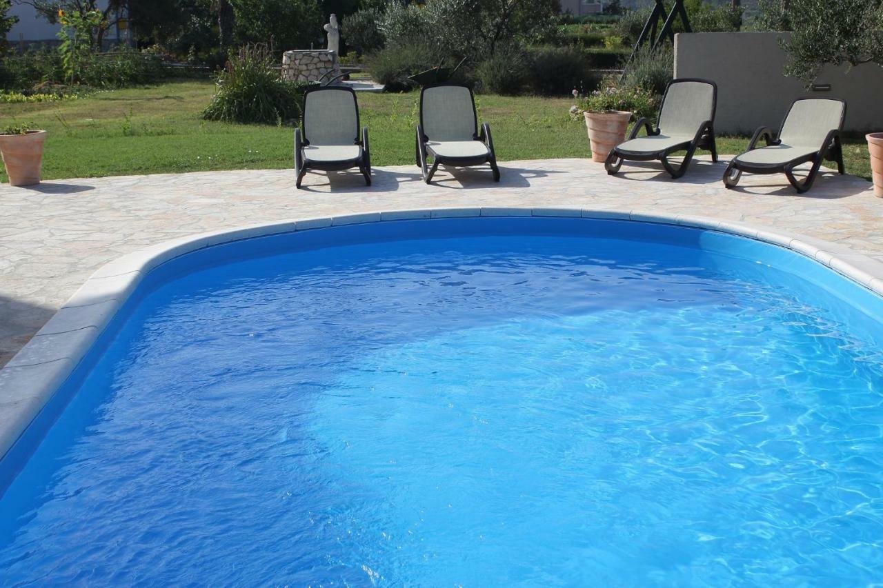 Apartment Arba 1 With Heated Pool Rab Town Esterno foto